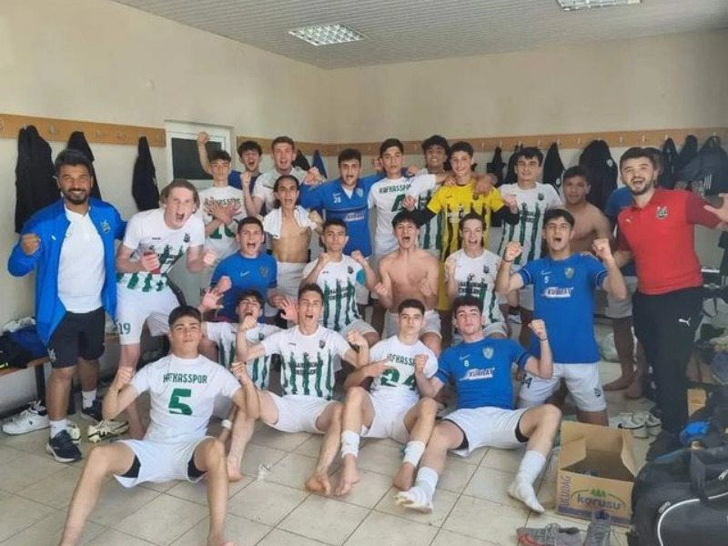  Kafkasspor U-17 Türkiye Şampiyona'sında 
